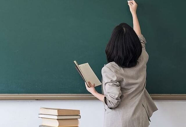 Giấc chiêm bao đi học đưa bạn trở về thời học sinh cùng bao kỷ niệm hồn nhiên, êm đềm Giấc chiêm bao đi học đưa bạn trở về thời học sinh cùng bao kỷ niệm hồn nhiên, êm đềm