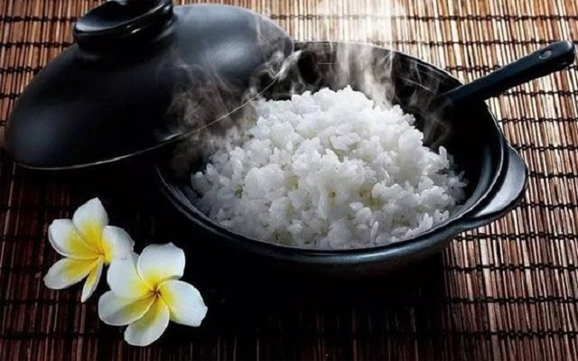 Mơ thấy ăn cơm nên đánh con gì Mơ thấy ăn cơm nên đánh con gì