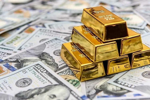 Mơ thấy nhiều tiền và vàng đánh con gì?